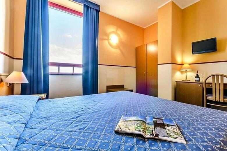 Hotel Columbus Sea