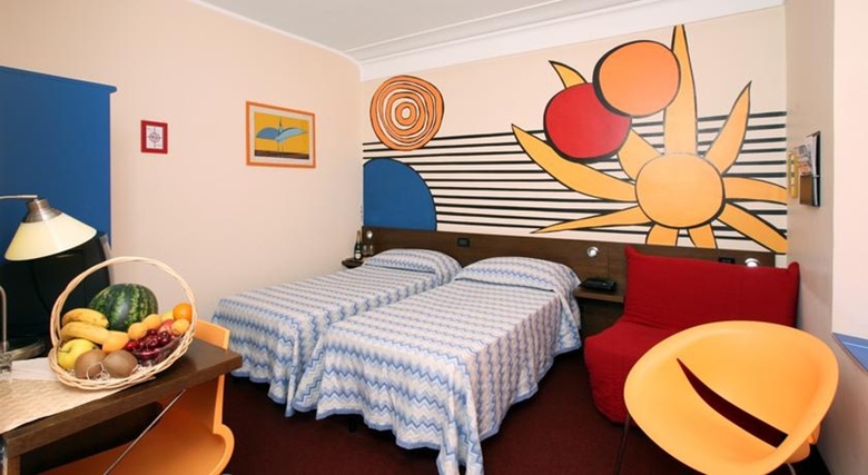 Hotel Cairoli