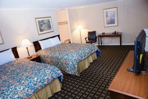 Motel Grand View Plaza Inn & Suites