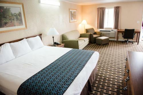 Motel Grand View Plaza Inn & Suites