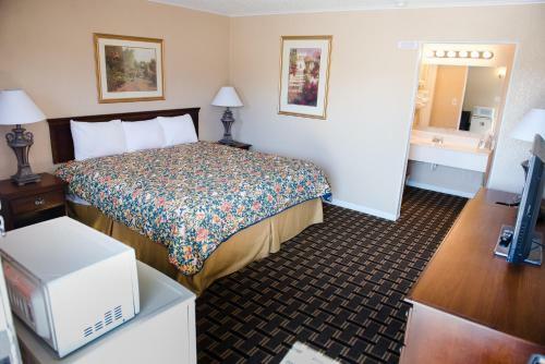 Motel Grand View Plaza Inn & Suites
