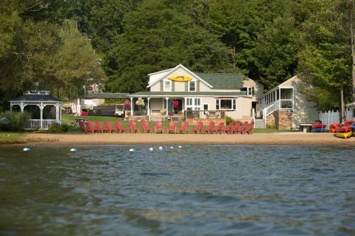 Motel Shore Meadows Lodge Llc