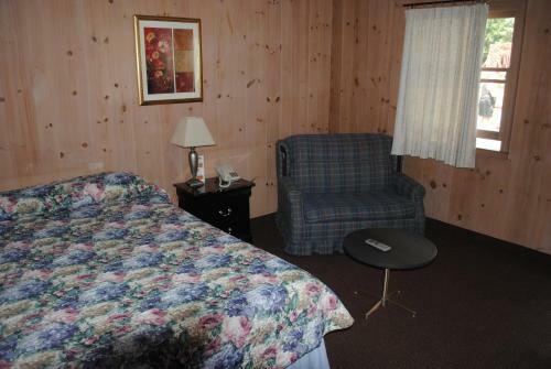 Fran Cove Motel
