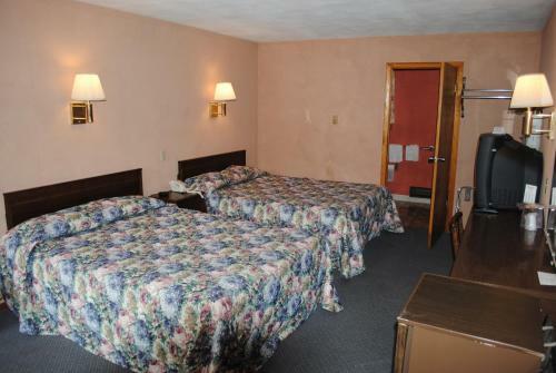 Fran Cove Motel