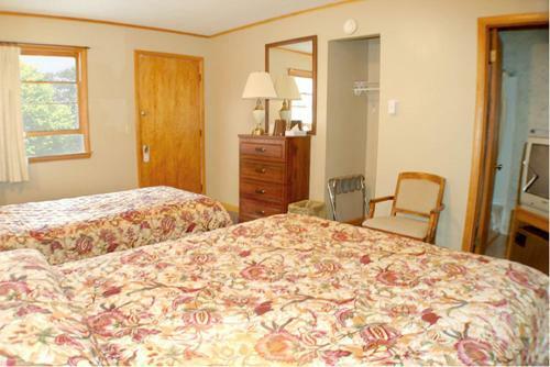 Fran Cove Motel