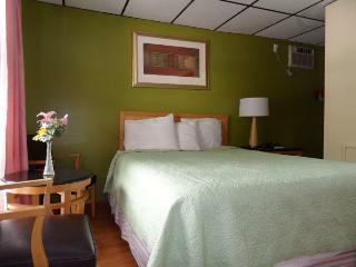 Pinebrook Motel