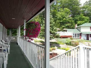 Pinebrook Motel