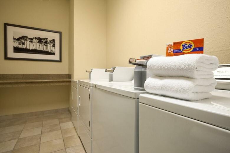 Hotel Country Inn And Suites Madison West