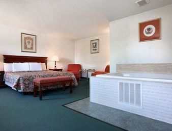 Hotel Travelodge Waukegan Gurnee