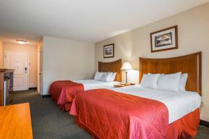 Hotel Clarion Inn & Suites Lake George