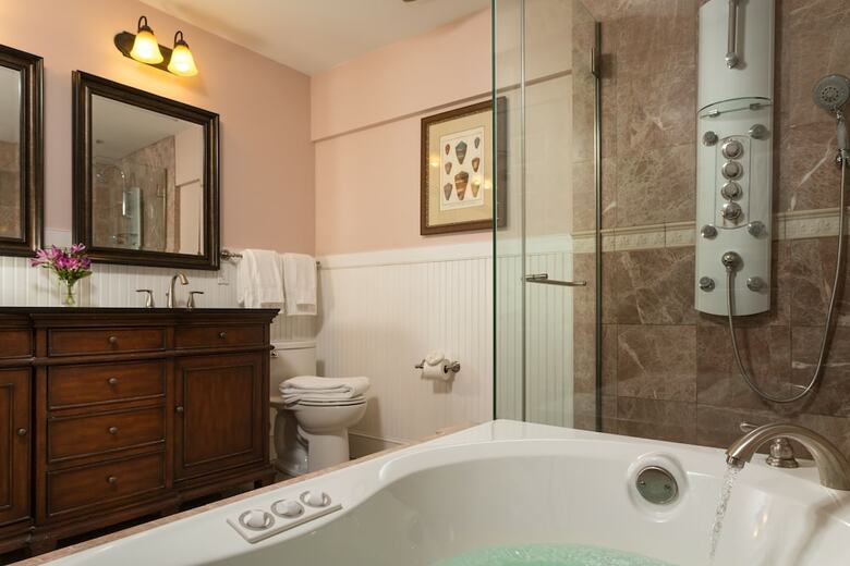 Posada Grand Harbor Inn