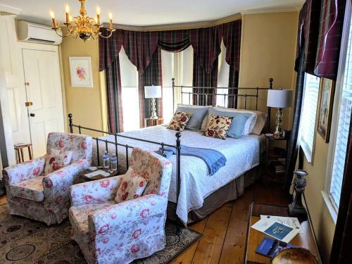 Bed & Breakfast Inns At Blackberry Common