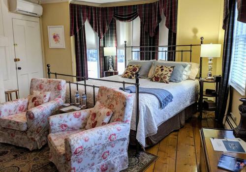Bed & Breakfast Inns At Blackberry Common