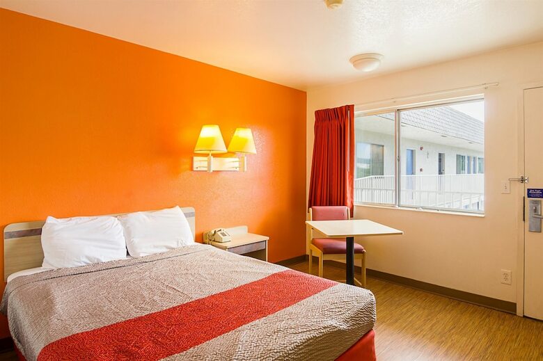 Motel 6 Laramie