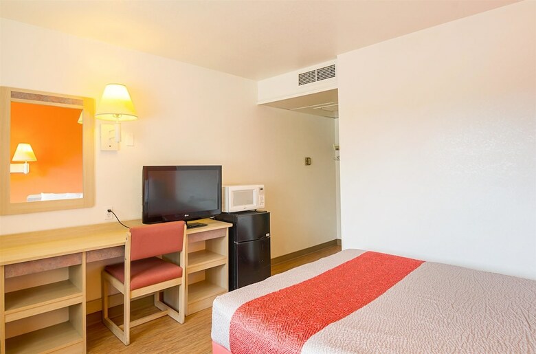 Motel 6 Laramie