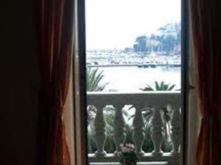 Hotel Vesuvio