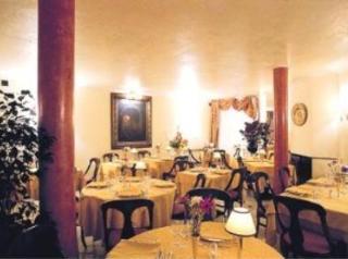 Hotel Jolanda