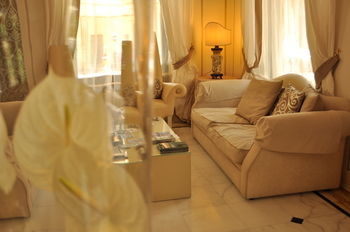 Hotel Jolanda