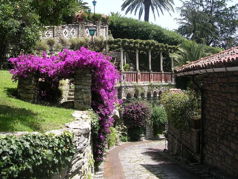 Hotel La Vela (castello Il Rifugio)