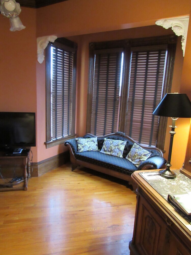 Posada Carter House Inns