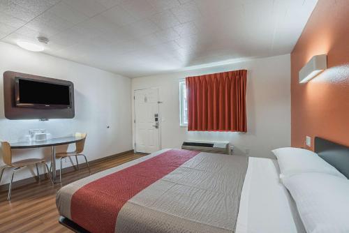 Motel 6 Fallon