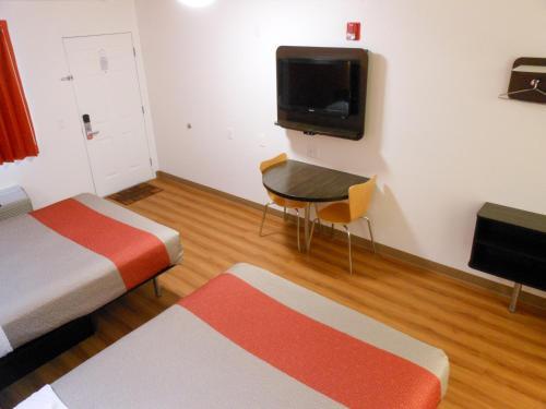 Motel 6 Fallon