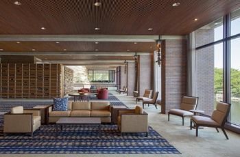 Hotel The Hyatt Lodge At Mcdonald's Campus
