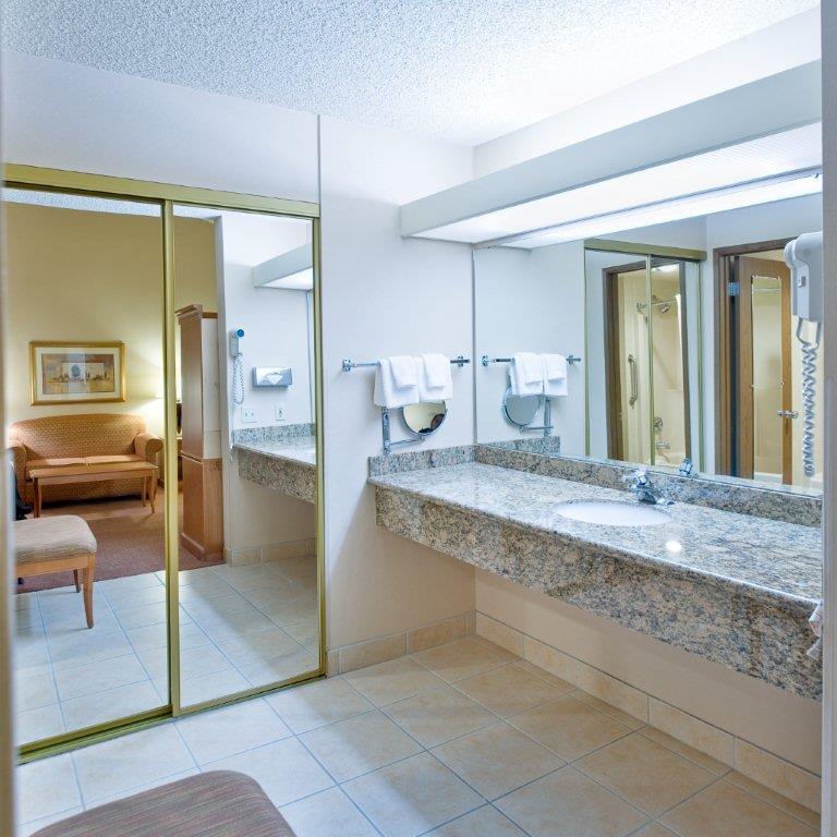 Hotel Best Western Plus Harbor Plaza And Convention Center