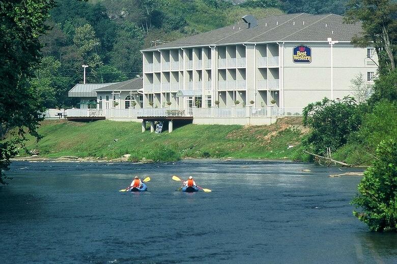 Hotel Best Western Plus - River Escape Inn And Suites