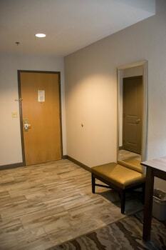 Hotel Best Western Plus - River Escape Inn And Suites