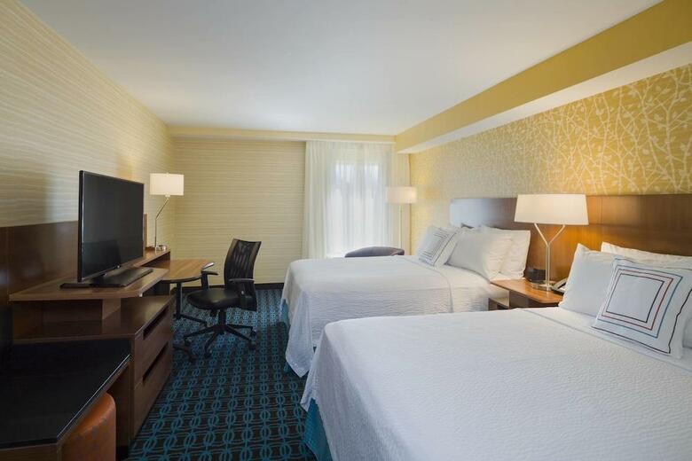 Crowne Plaza Hotel Paramus