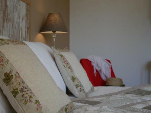 Hotel La Petite Auberge De Roussillon