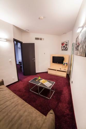 Hotel Kana�
