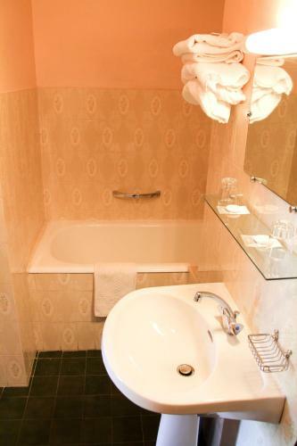 Hotel H�tel Sampiero Corso