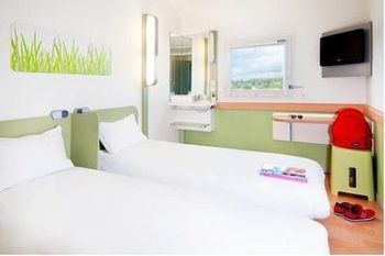 Hotel Ibis Budget Paris Porte De Bercy