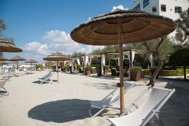 Hotel Costa Brada Luxury Resort
