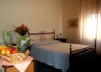 Giappone Inn Parking Hotel