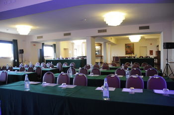 Hotel Renaissance Tuscany Il Ciocco Resort & Spa
