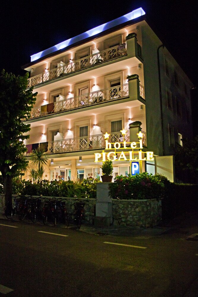 Hotel Pigalle