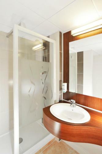 Brit Hotel Nantes Vigneux - L'atlantel