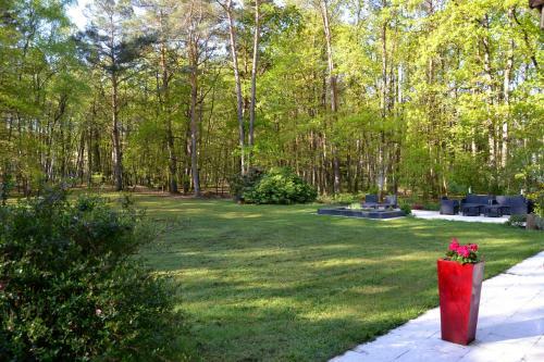 Bed & Breakfast Chambres D'h�tes Et Table D'h�tes L'intemporelle
