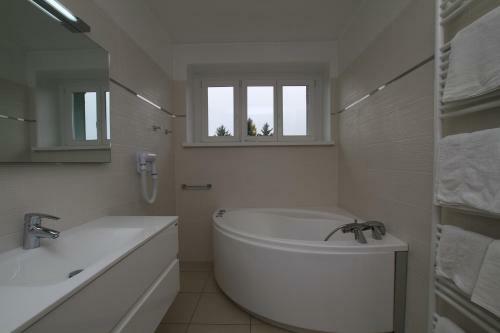 Logis Spa Hotel Beau Site