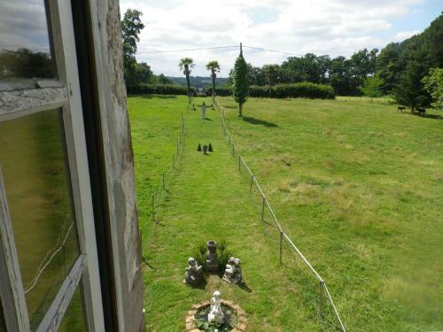 Bed & Breakfast Chambres Et Table D'h�tes Manoir Capcazal de Pach�ou