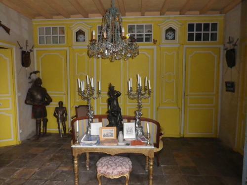Bed & Breakfast Chambres Et Table D'h�tes Manoir Capcazal de Pach�ou
