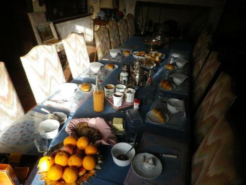 Bed & Breakfast Chambres Et Table D'h�tes Manoir Capcazal de Pach�ou