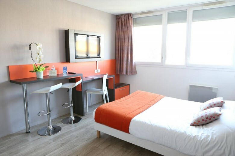 Aparthotel Adonis Paris Sud R�sidence Le Fontainebleau
