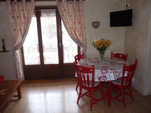 Apartamento Appartement Avec Terrasse Centre Brides