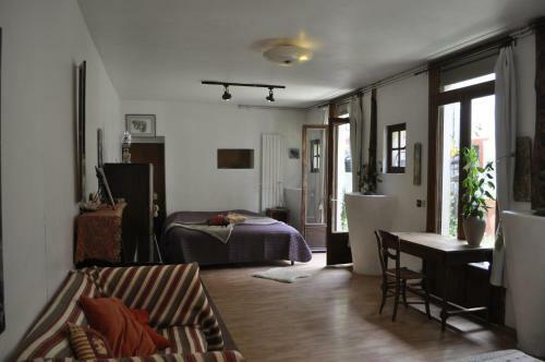 Bed & Breakfast La R�sidence D'art Joinville-le-pont