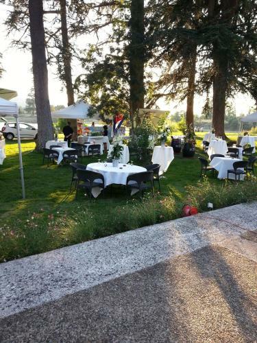 Camping Parc Du Ch�teau D'allot