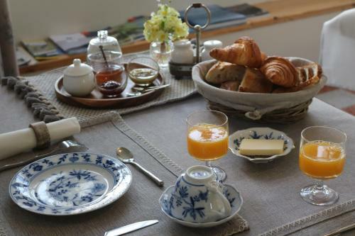 Bed & Breakfast Clerval